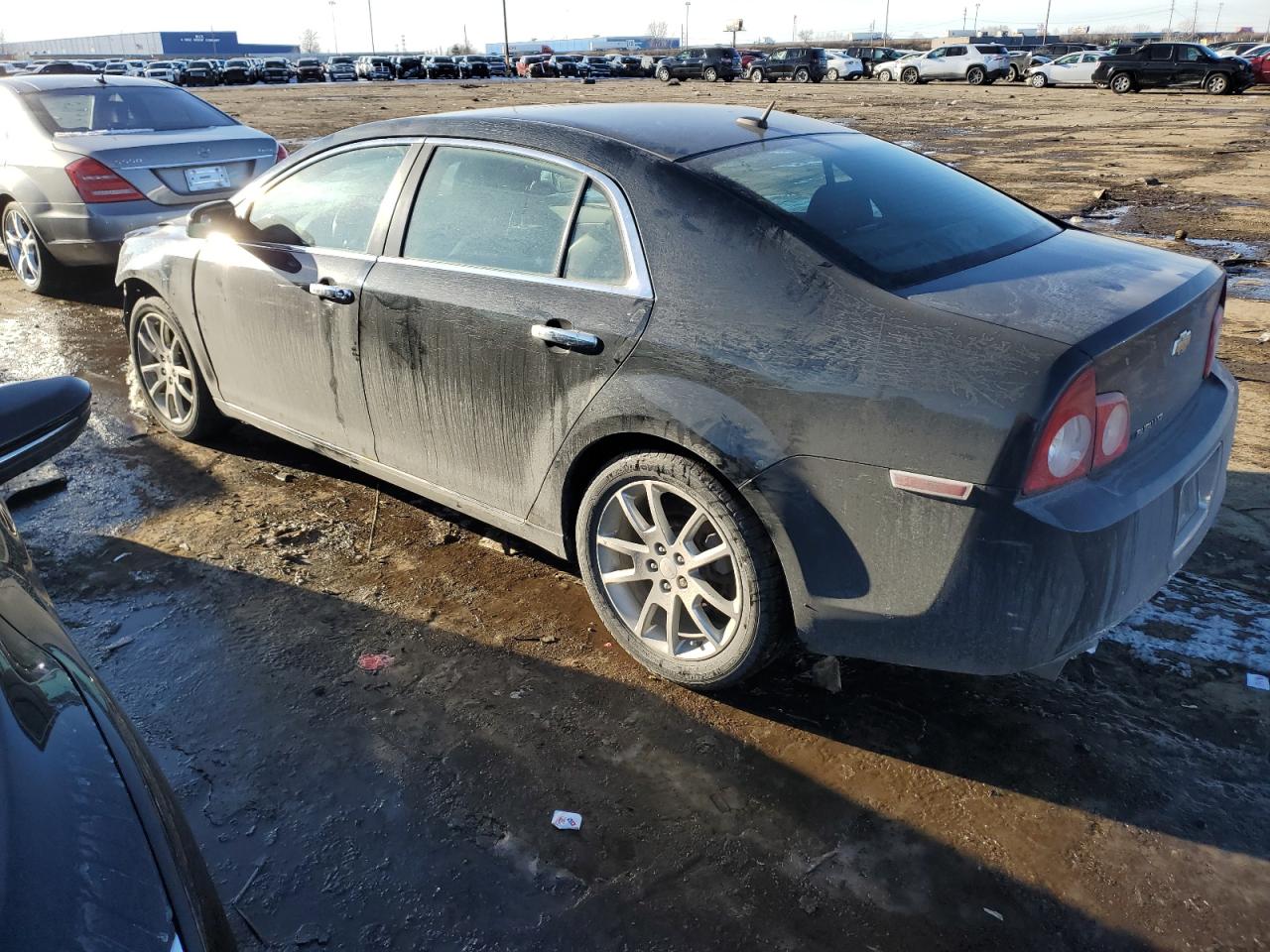 2010 Chevrolet Malibu - Image 2