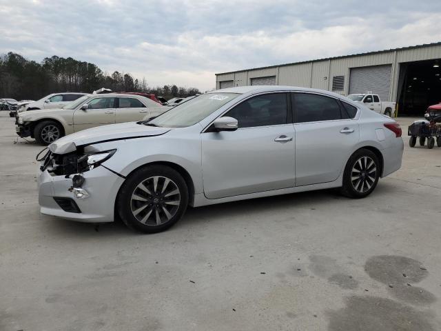 NISSAN ALTIMA 2018 Srebrny