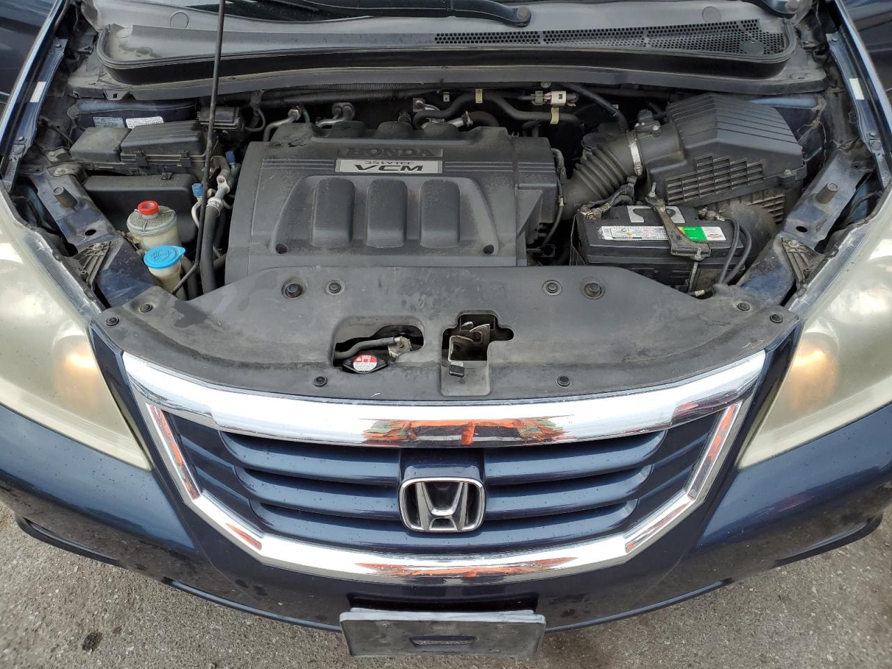 2010 Honda Odyssey - Image 12
