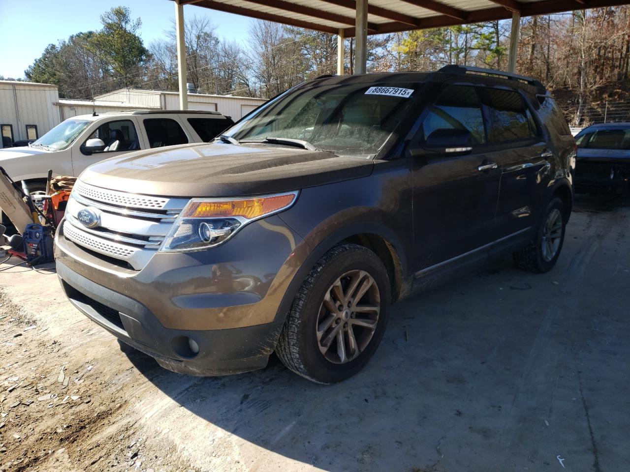 2015 Ford Explorer - Image 1