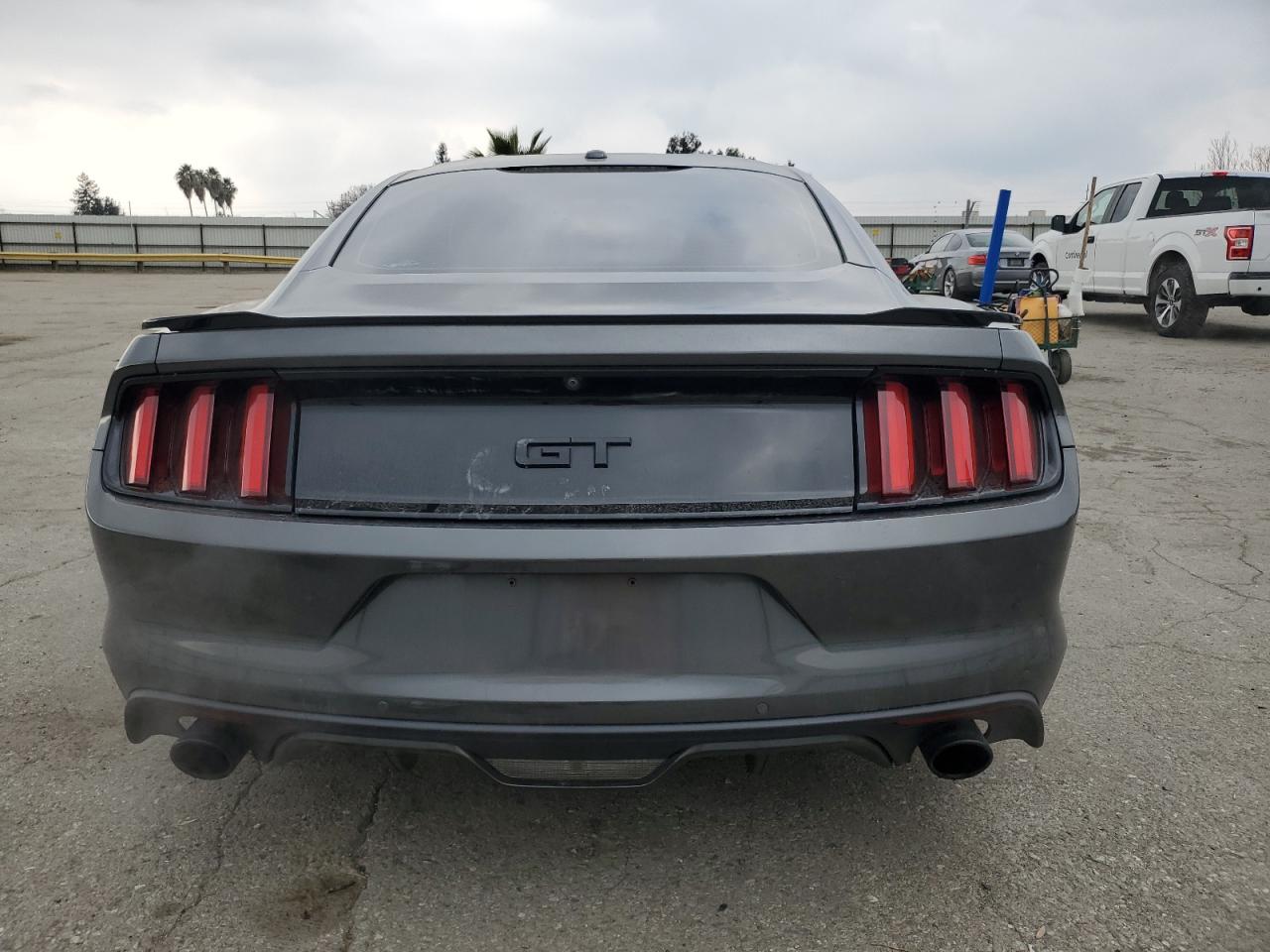 VIN 1FA6P8CF9H5292000 2017 FORD MUSTANG no.6