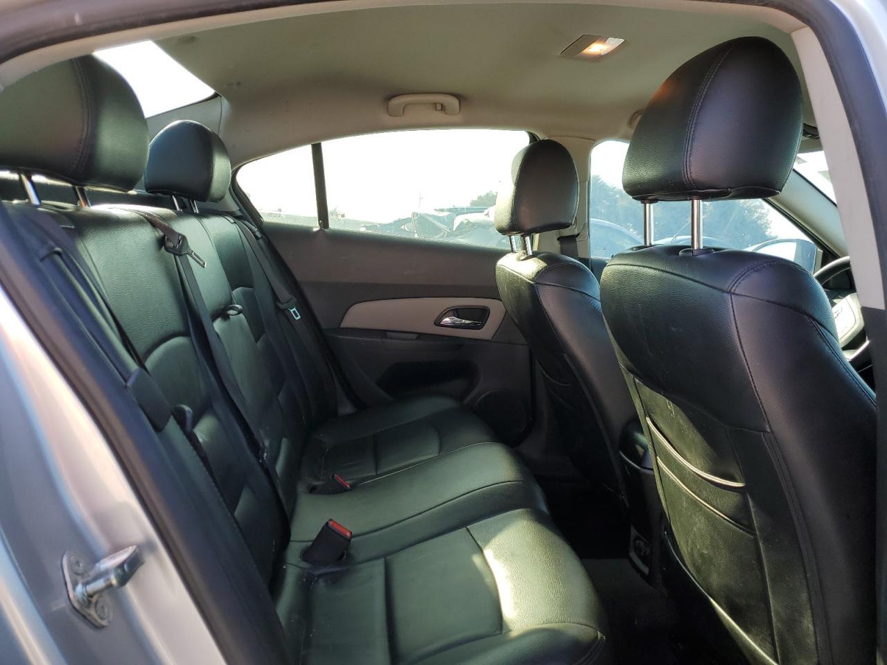 2014 Chevrolet Cruze - Image 10