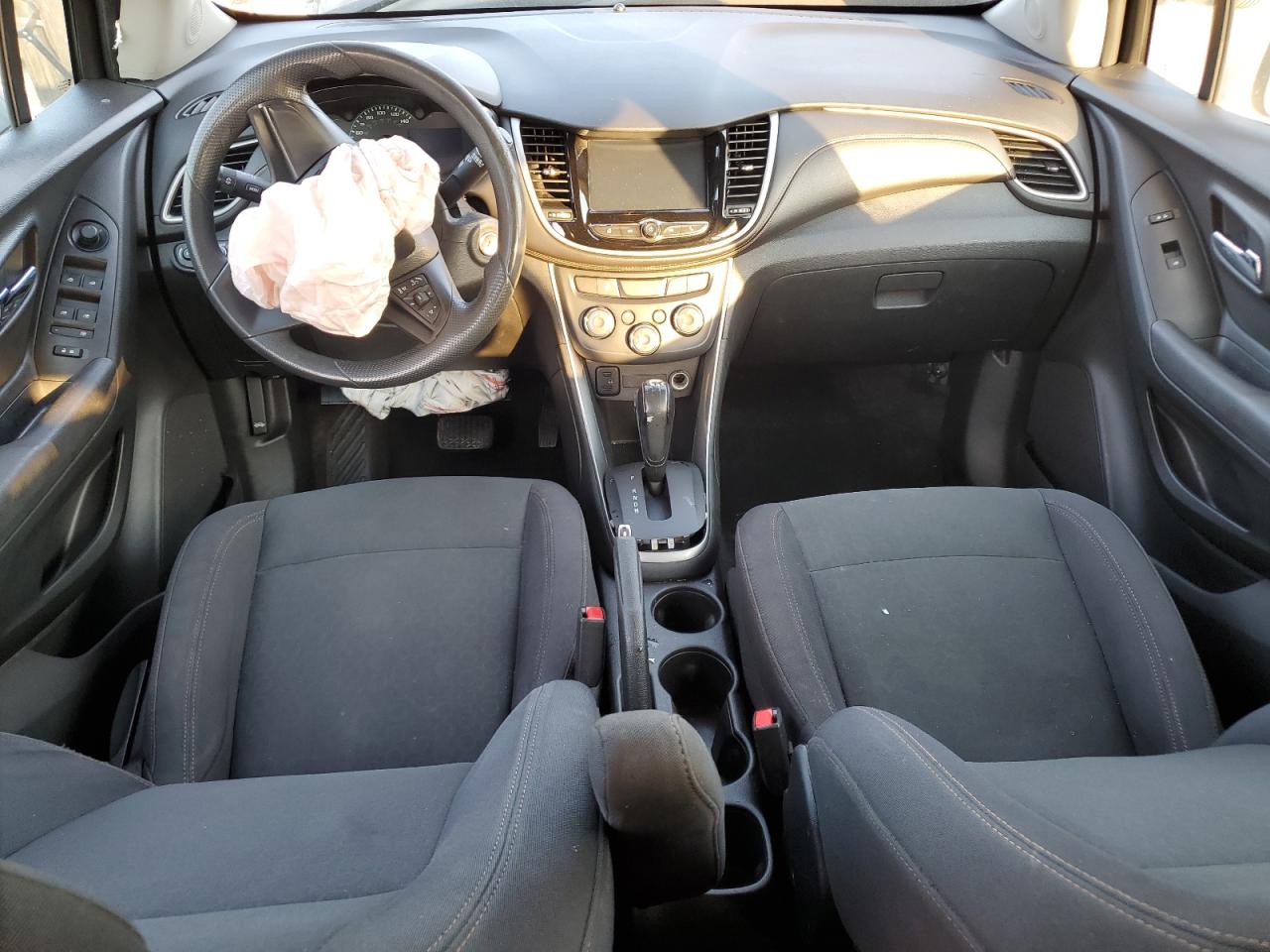 3GNCJKSB6HL279237 CHEVROLET TRAX 2017
