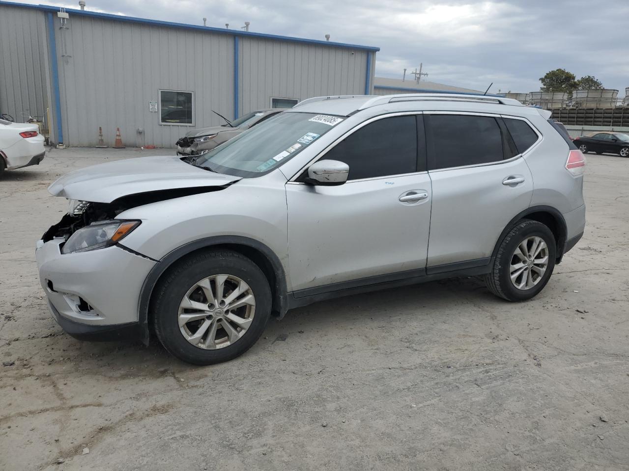 2015 Nissan Rogue - Image 1