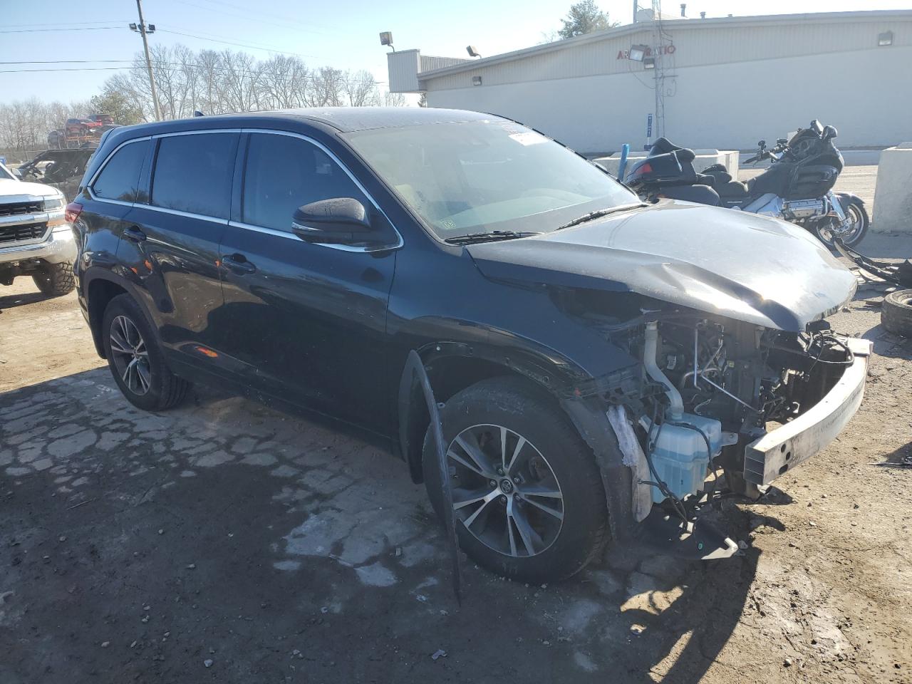 5TDBZRFH5HS375388 TOYOTA HIGHLANDER 2017