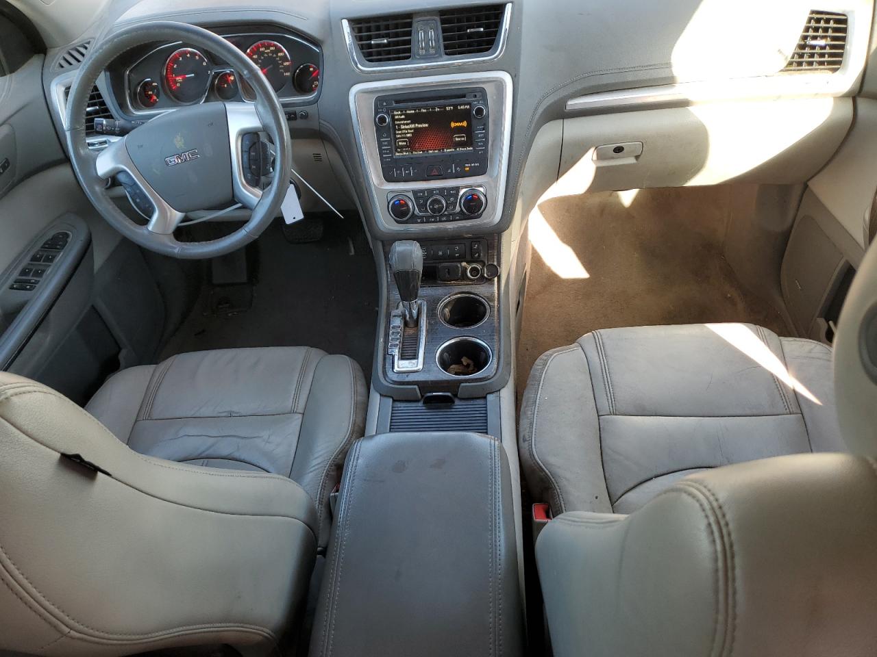 2017 GMC Acadia - Image 8
