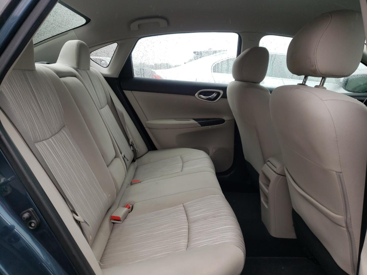 2017 Nissan Sentra - Image 10