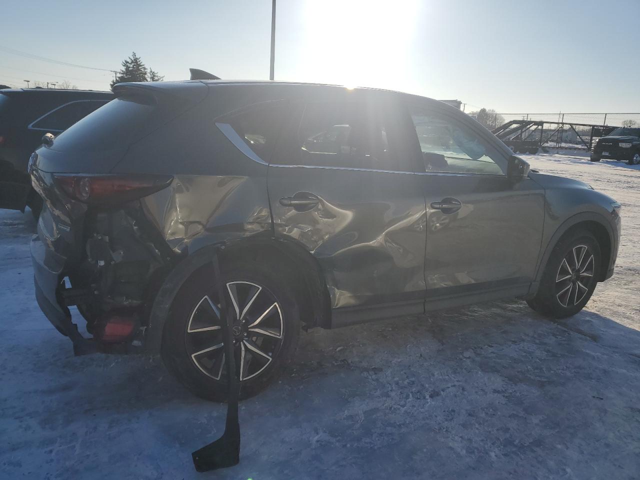 2017 Mazda CX-5 - Image 3