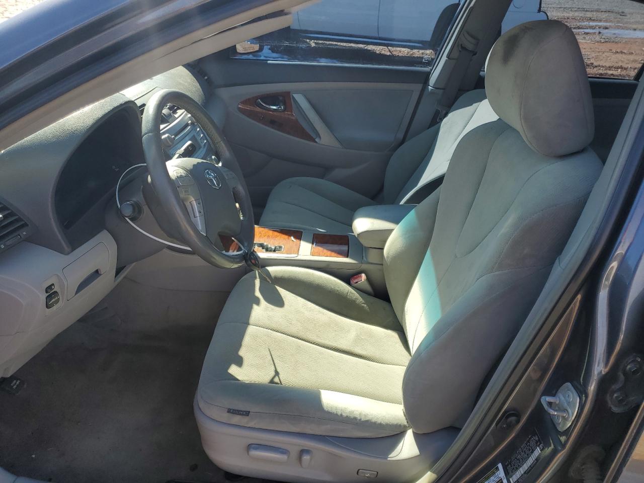 2009 Toyota Camry - Image 7