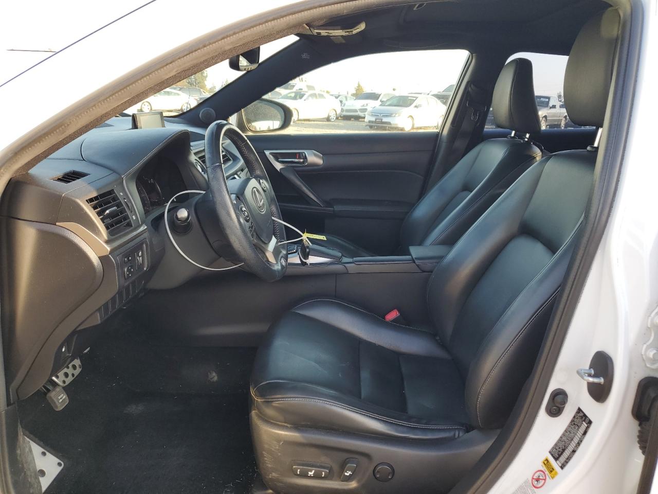 2015 Lexus CT - Image 7