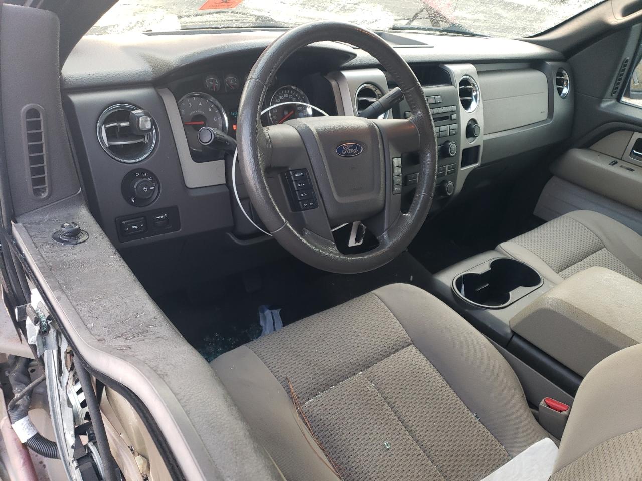 2010 Ford F-150 - Image 8