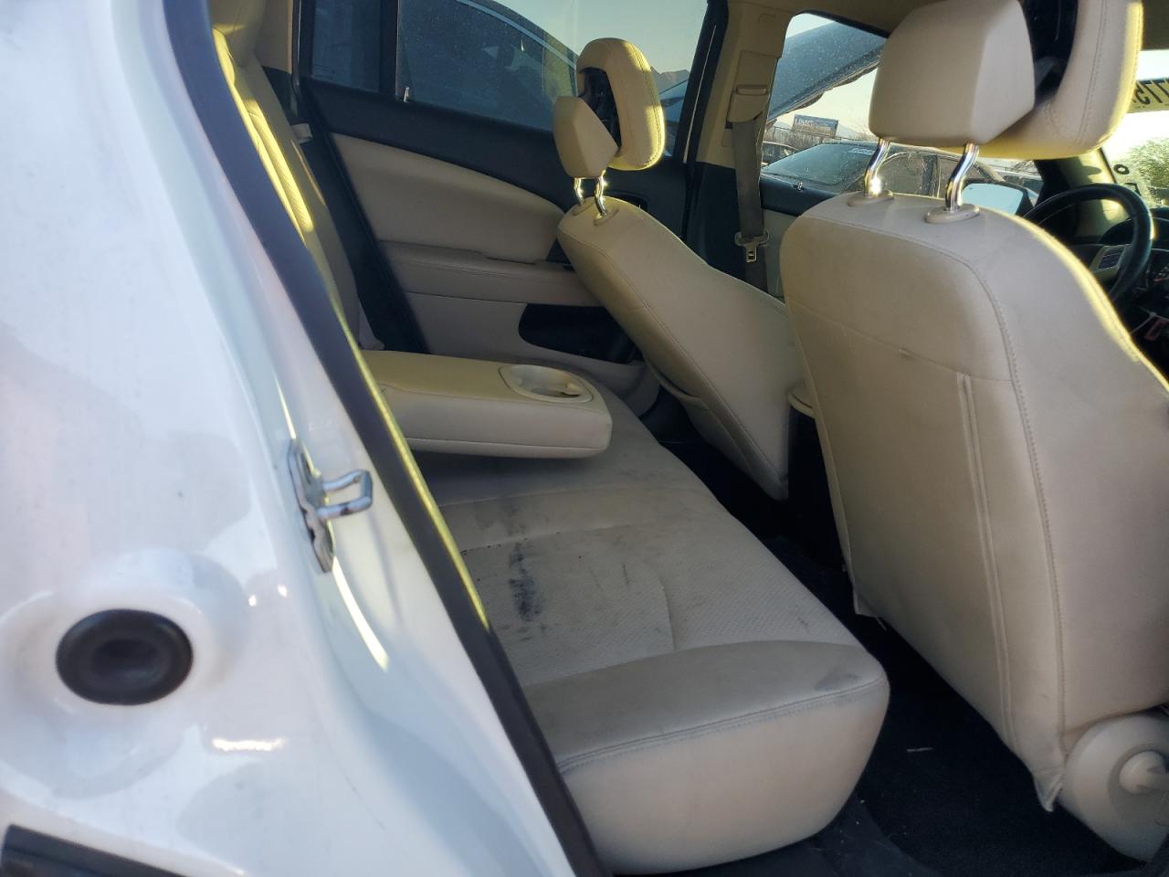 2012 Chrysler 200 - Image 10