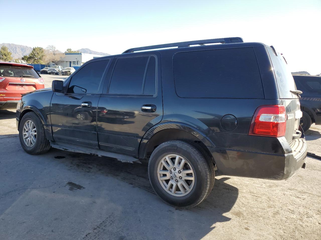 2013 Ford Expedition - Image 2
