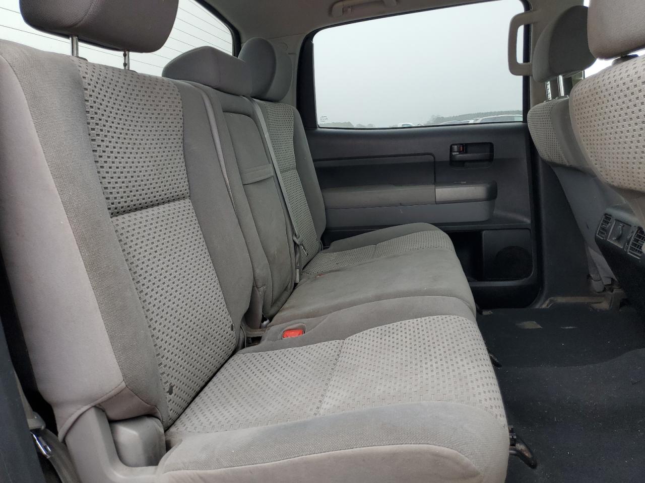 2013 Toyota Tundra - Image 10