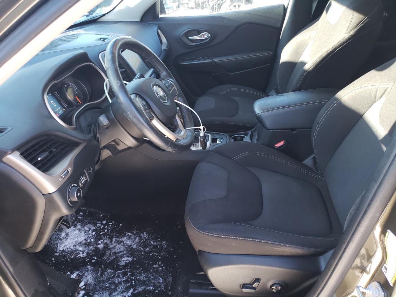 2016 Jeep Grand Cherokee - Image 7