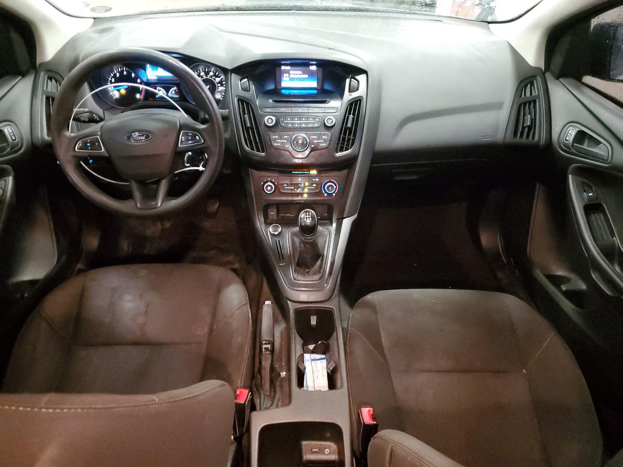 2017 Ford Focus - Image 8