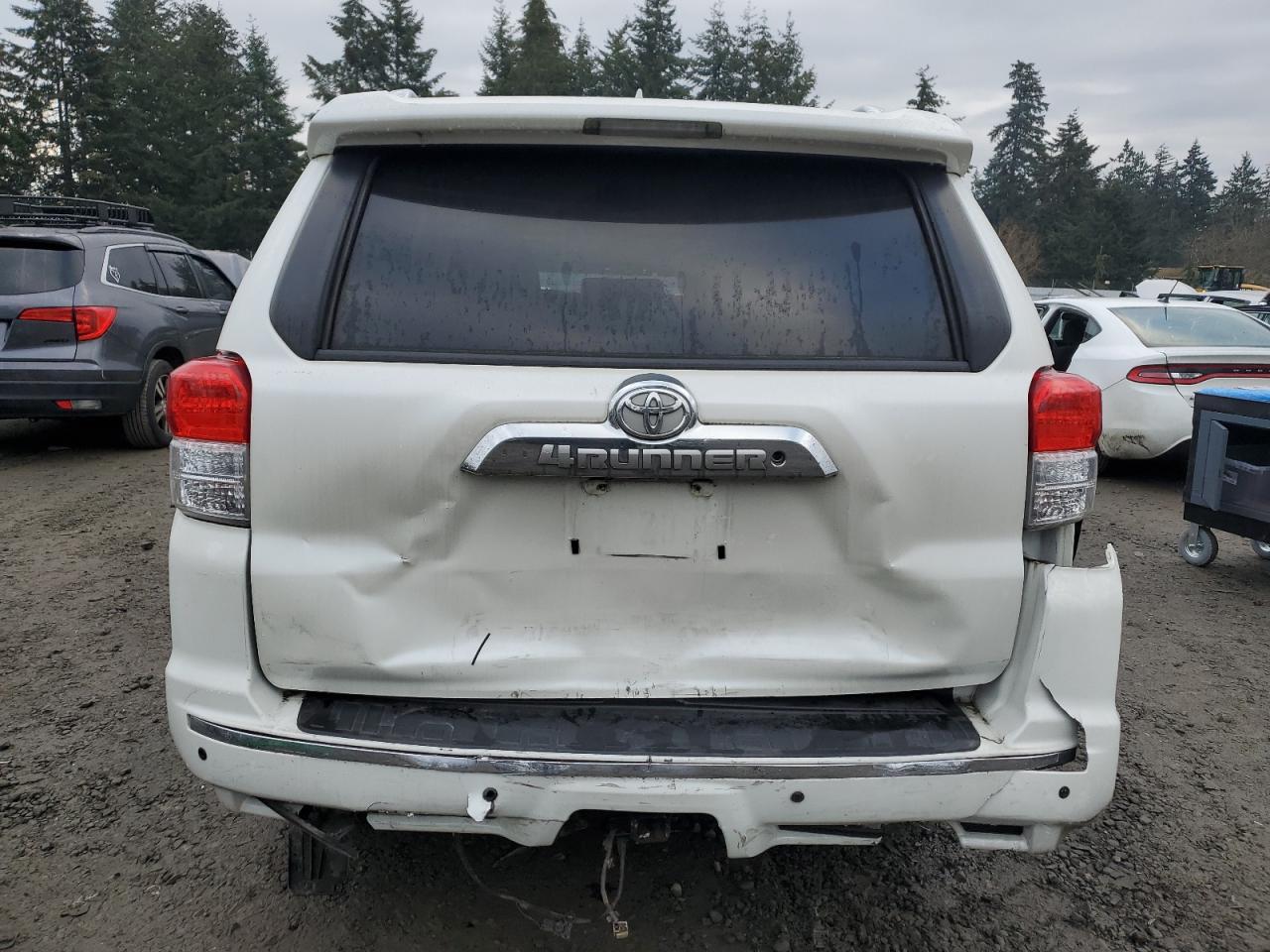 2013 Toyota 4Runner - Image 6