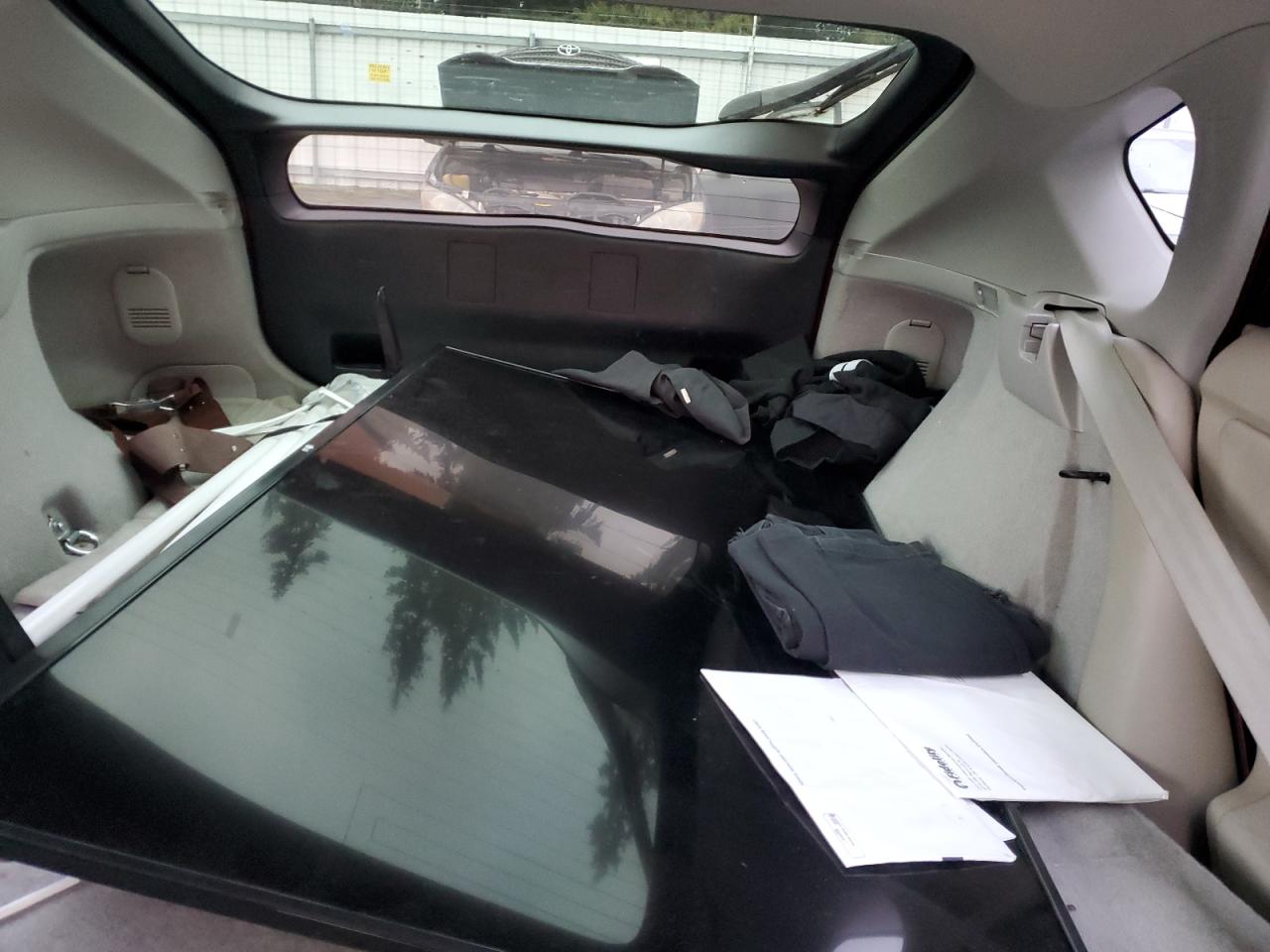 2010 Toyota Prius - Image 10