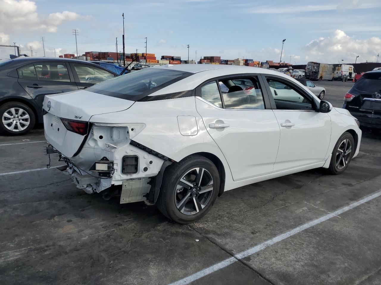 3N1AB8CV0RY329873 NISSAN SENTRA 2024