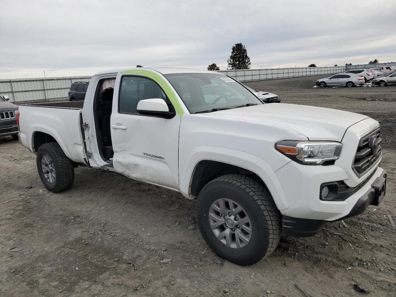 2018 Toyota Tacoma - Image 4