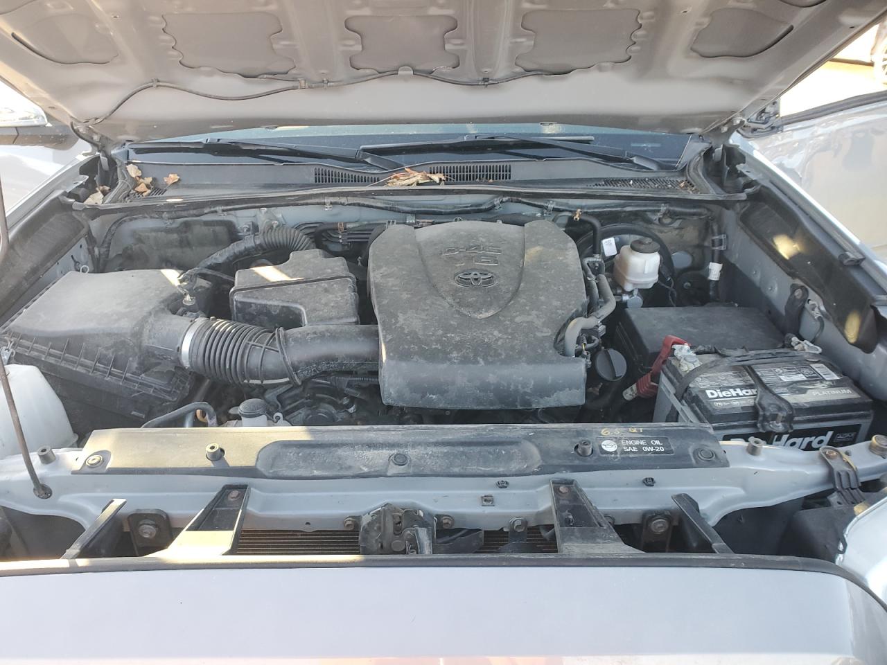 2018 Toyota Tacoma - Image 13
