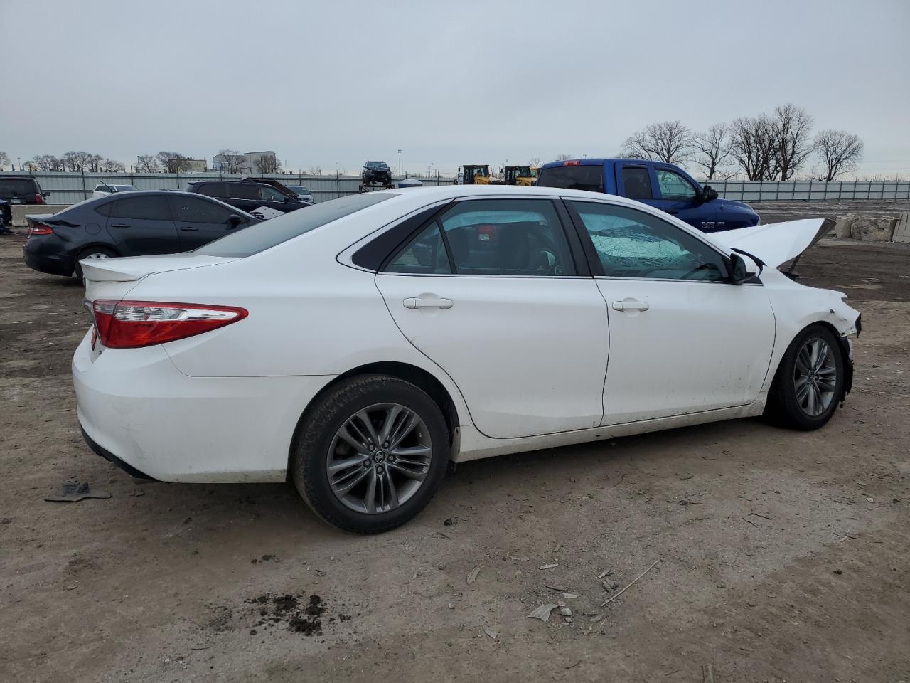 2017 Toyota Camry - Image 3