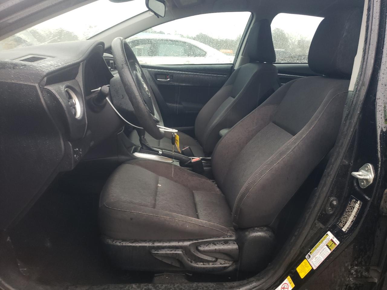 5YFBURHE1KP863223 TOYOTA COROLLA 2019