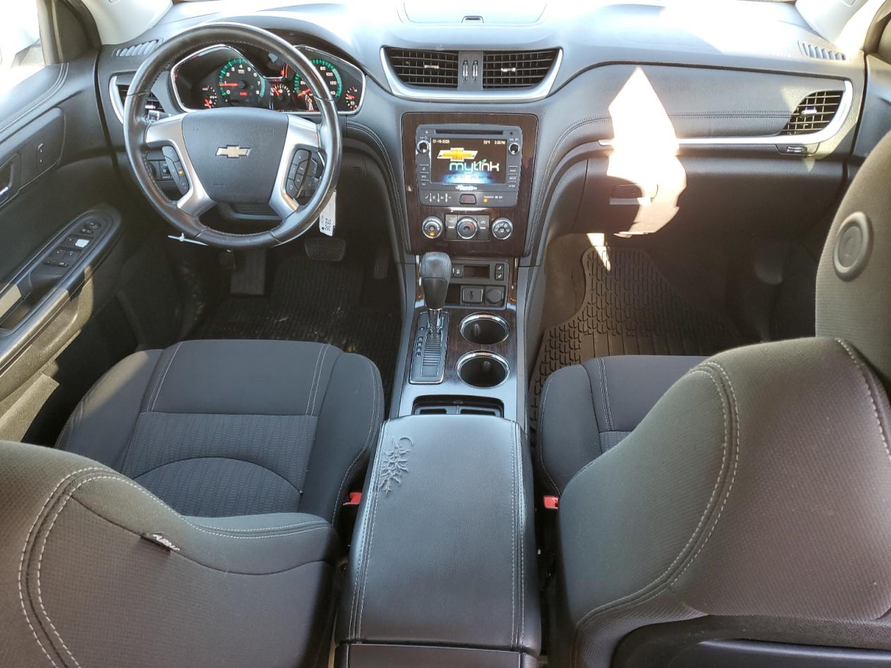 2016 Chevrolet Traverse - Image 8