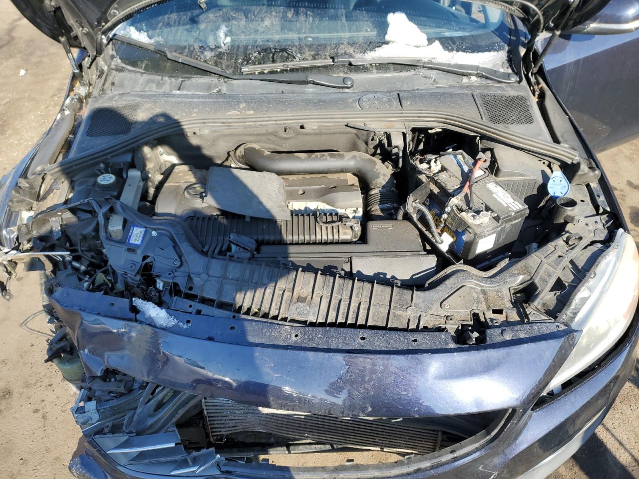 2016 Volvo S60 - Image 11