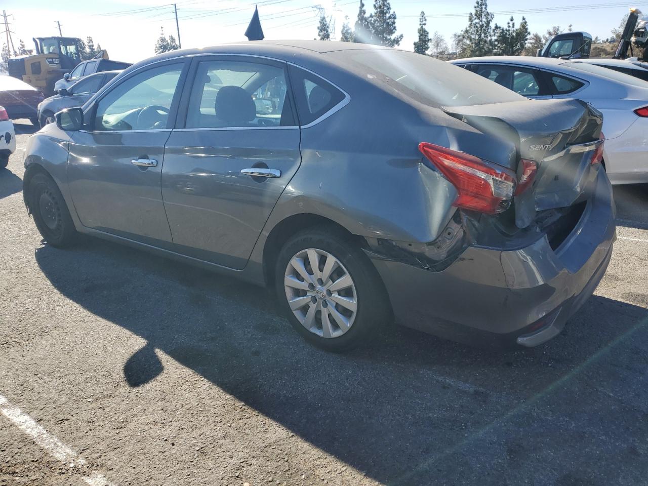 2018 Nissan Sentra - Image 2