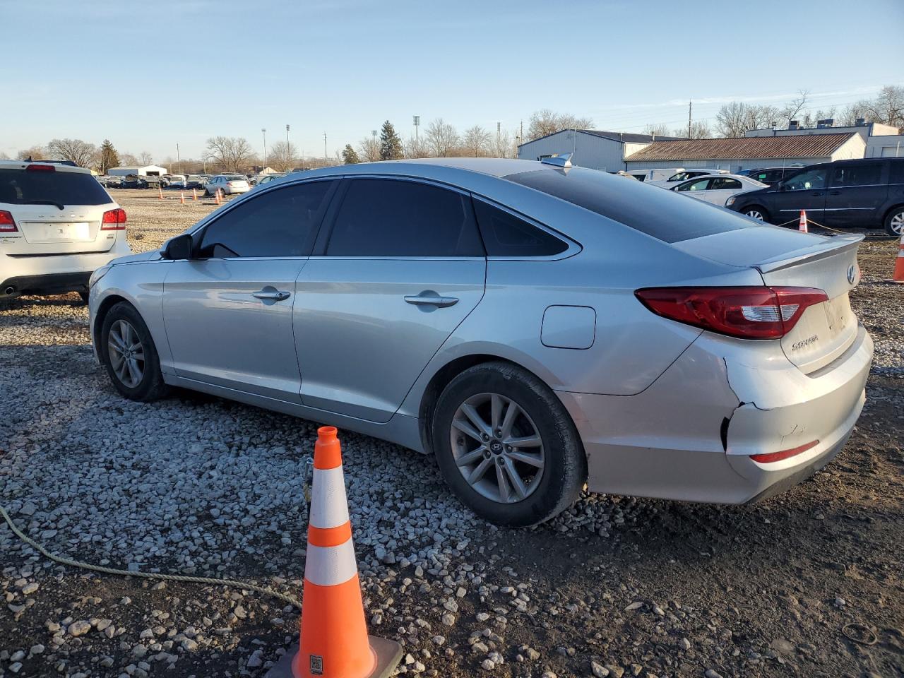 2016 Hyundai Sonata - Image 2