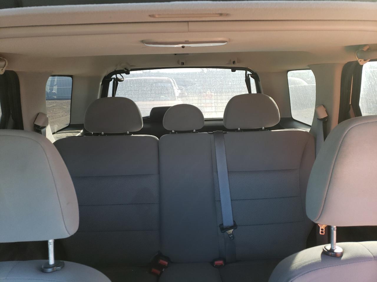 2007 Ford Escape - Image 10