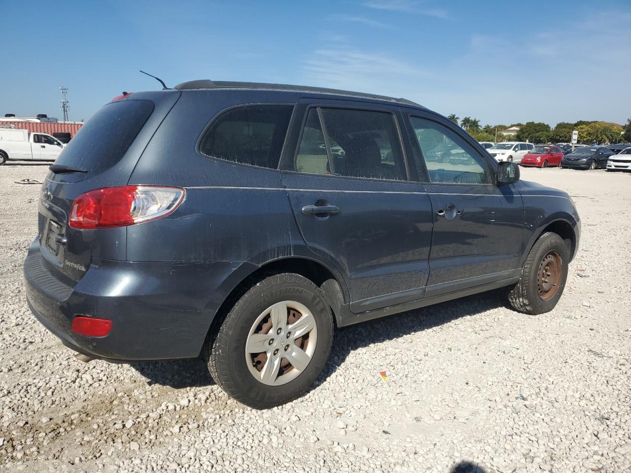 2009 Hyundai Santa Fe - Image 3