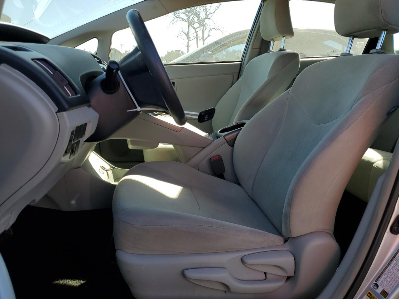 2014 Toyota Prius - Image 7
