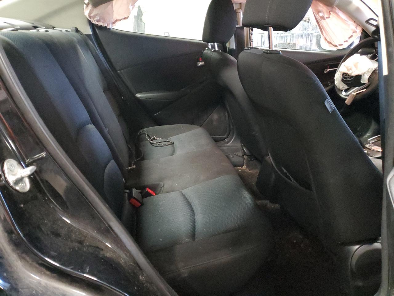 2018 Toyota Yaris - Image 10