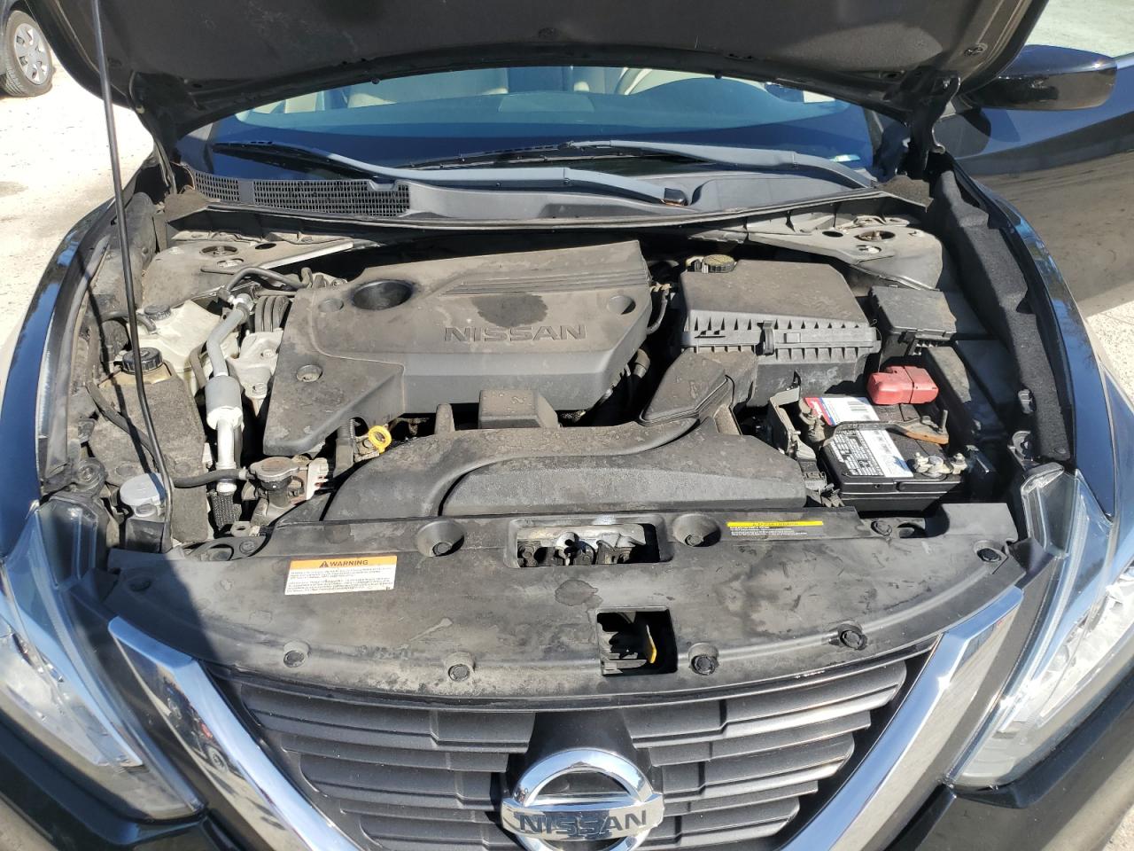 2016 Nissan Altima - Image 11