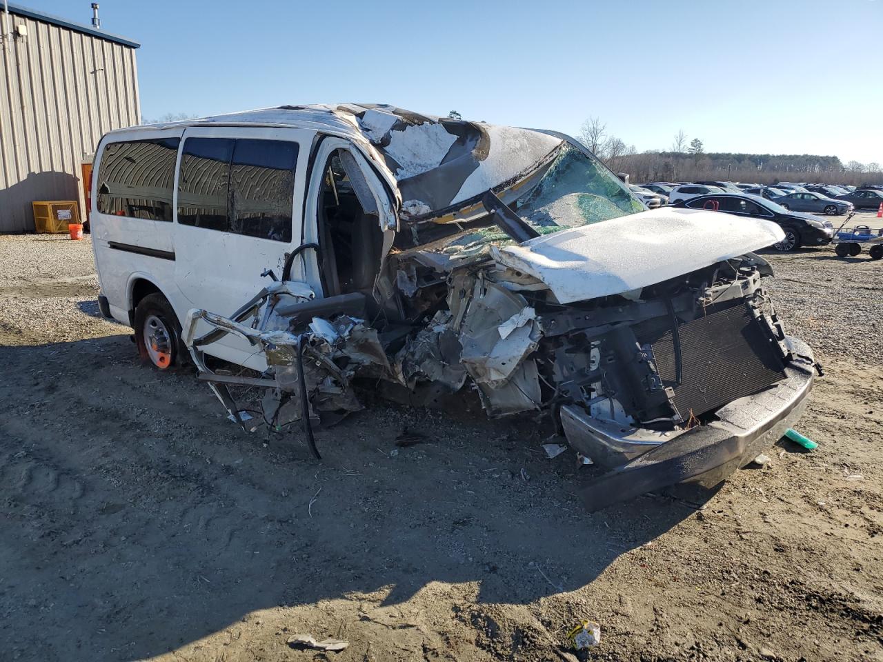 2009 Chevrolet Express - Image 4