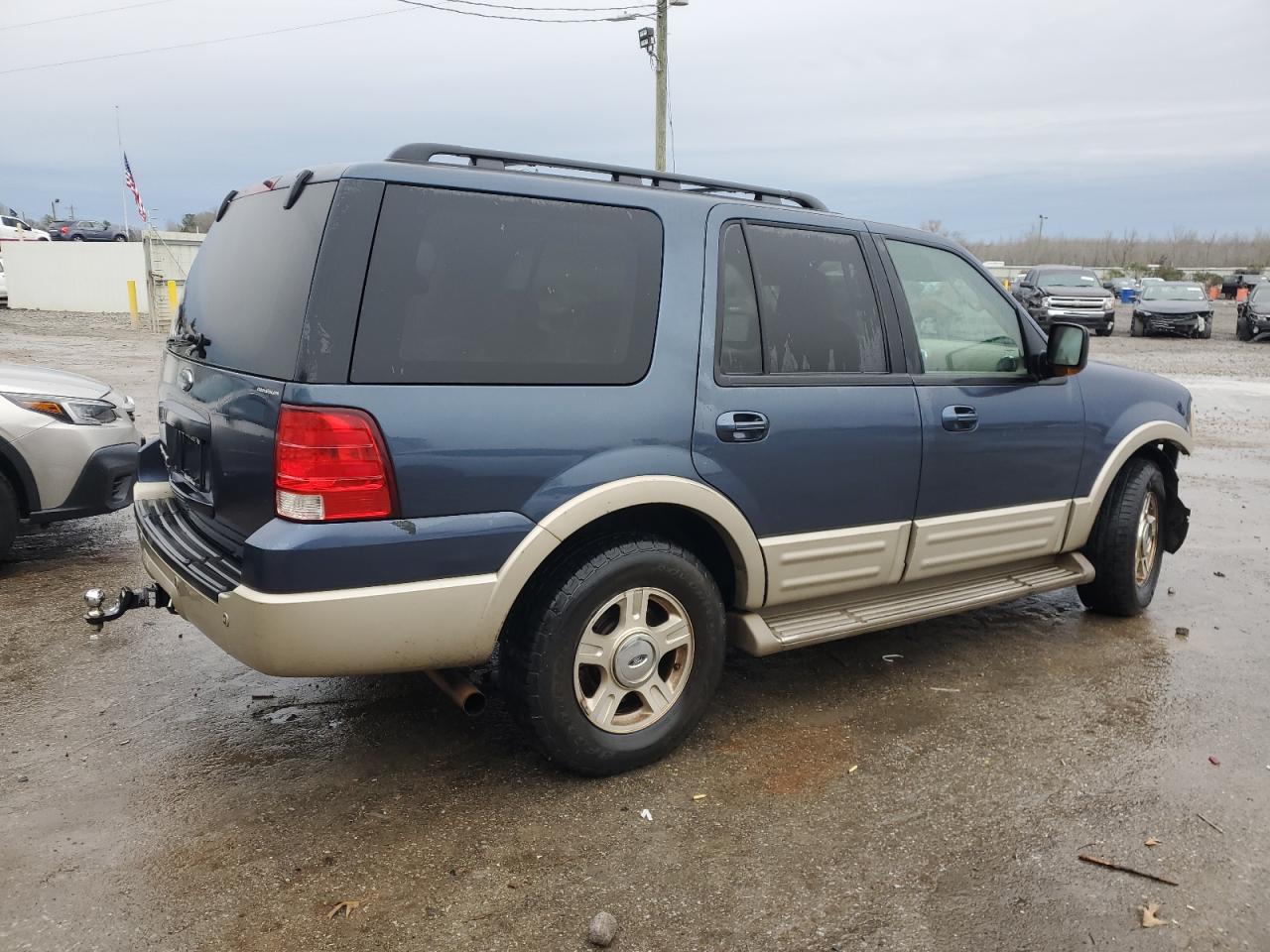 2006 Ford Expedition - Image 3