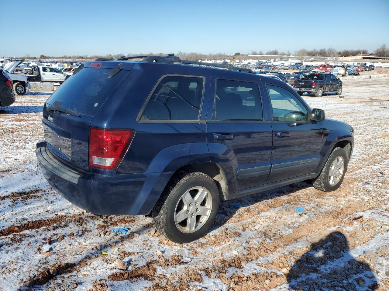 2006 Jeep Grand Cherokee - Image 3