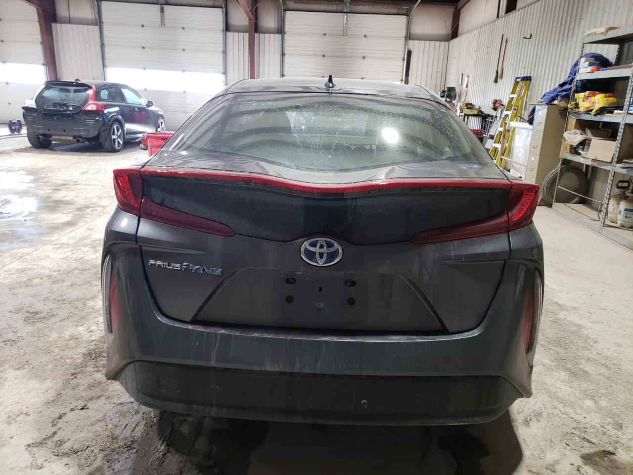 2018 Toyota Prius - Image 6