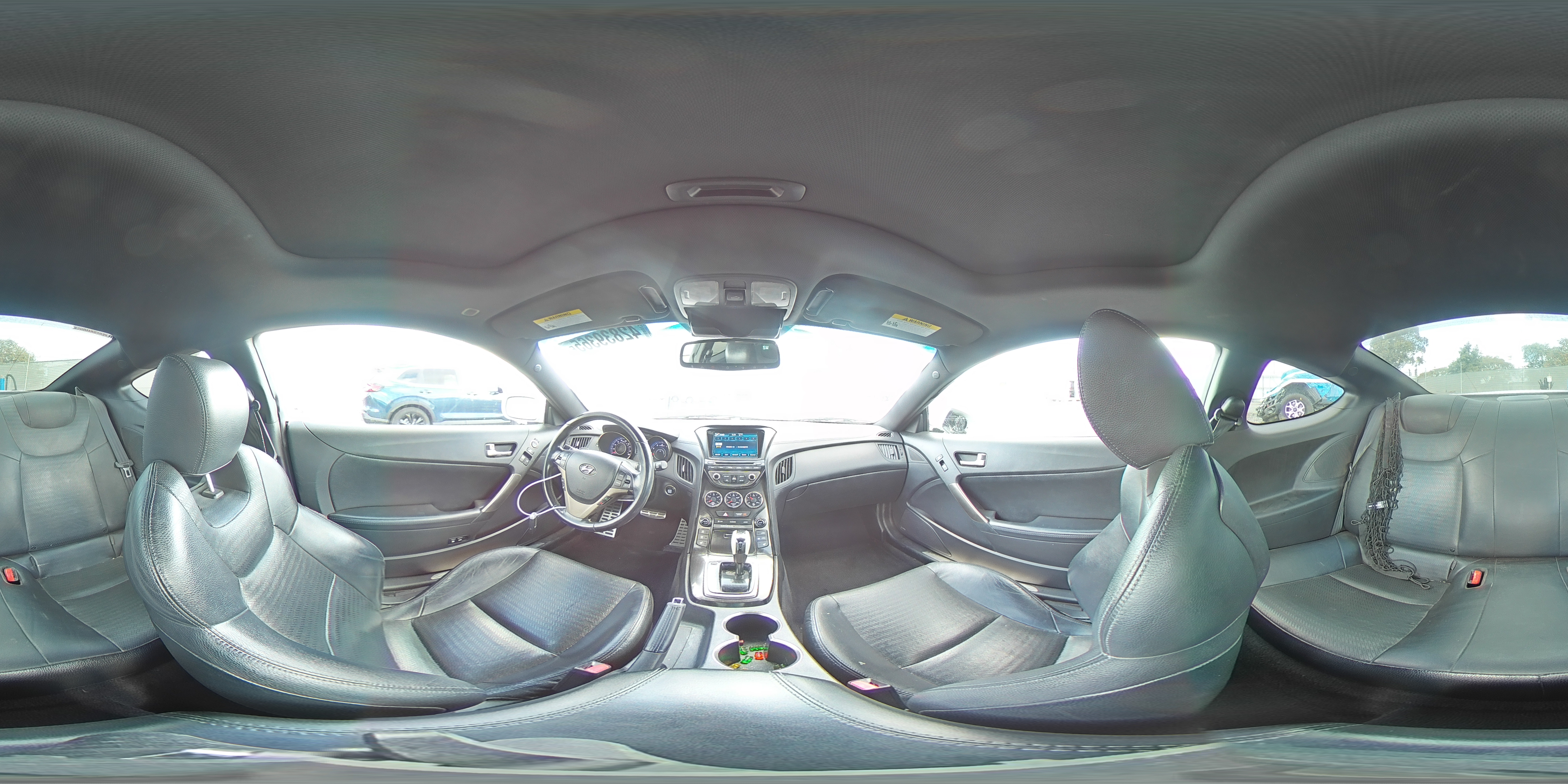 2013 Hyundai Genesis - Image 13