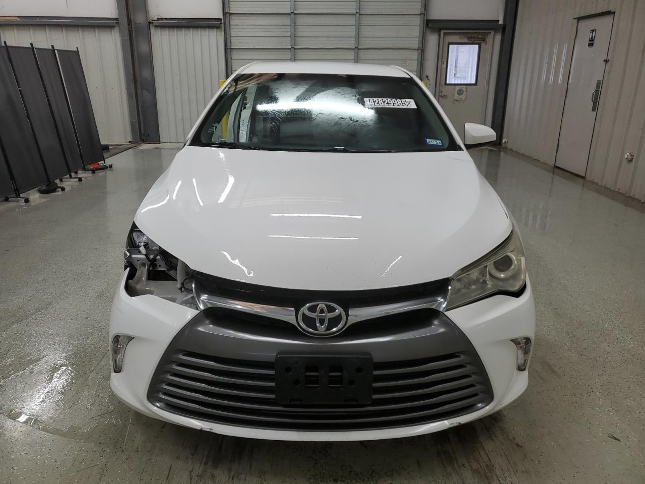 2016 Toyota Camry - Image 5