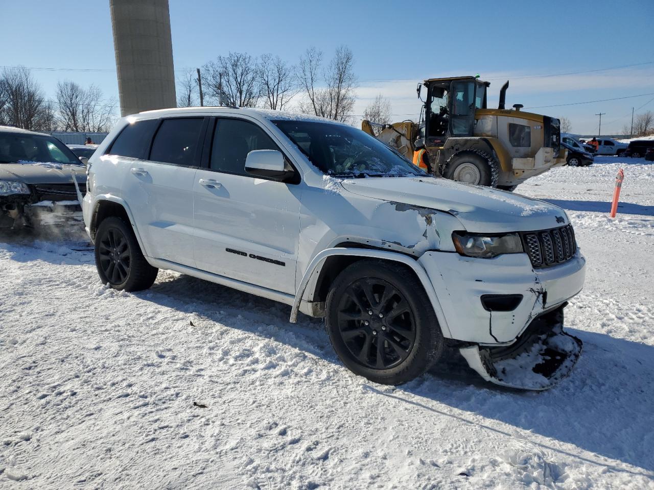 2017 Jeep Grand Cherokee - Image 4