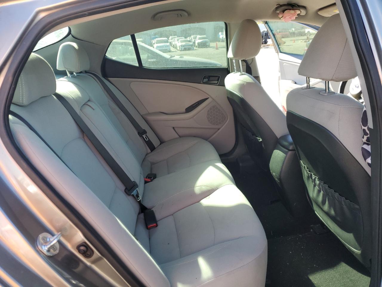 2015 Kia Optima - Image 10