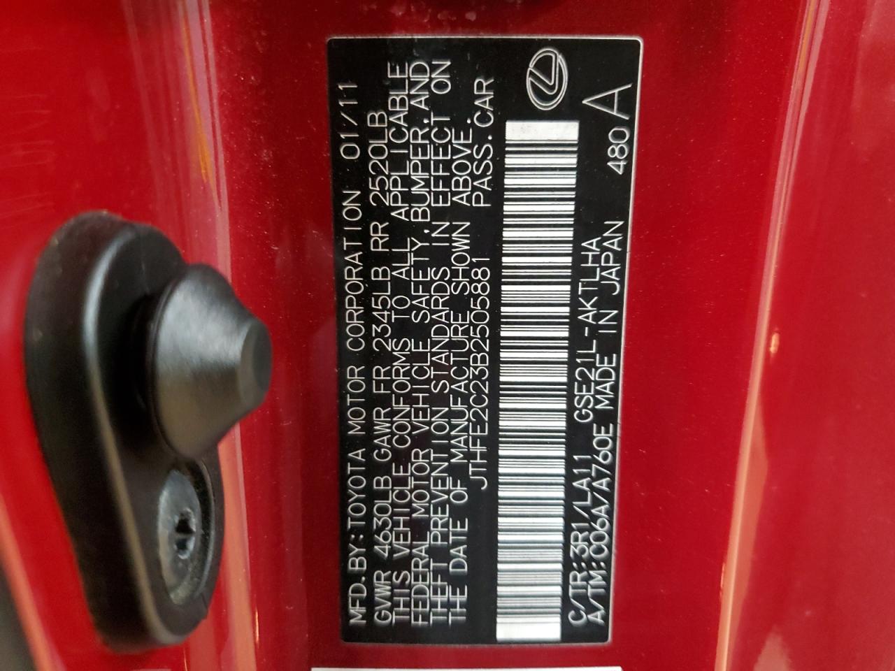 2011 Lexus IS - Image 12