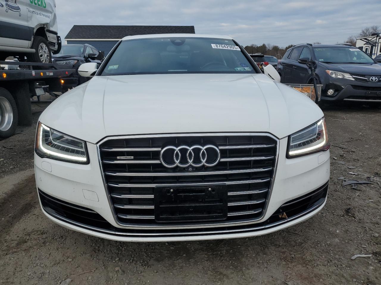 VIN WAUJGAFD9FN003570 2015 AUDI A8 no.5