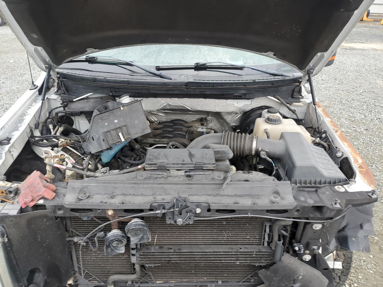 2011 Ford F-150 - Image 11