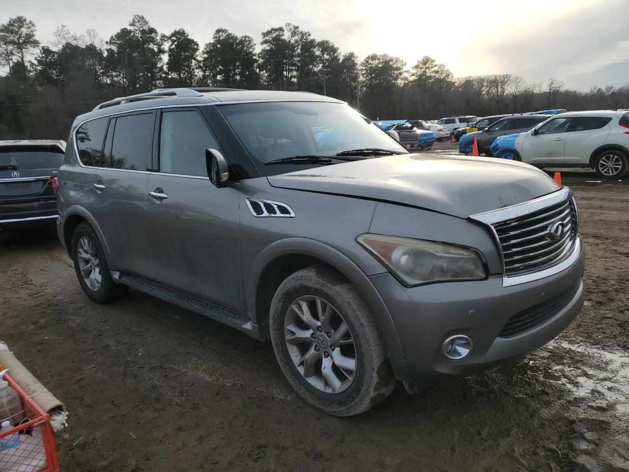 2013 Infiniti QX56 - Image 4