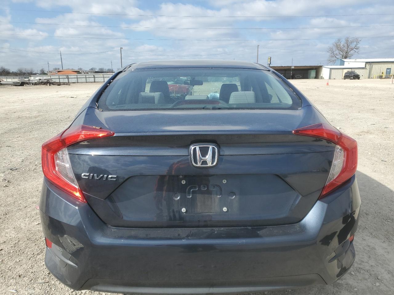 2018 Honda Civic - Image 6