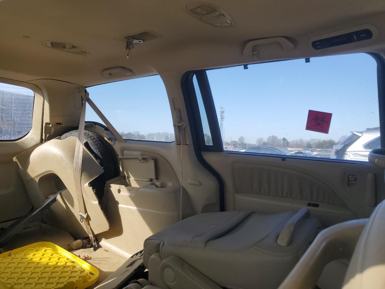 2008 Honda Odyssey - Image 11